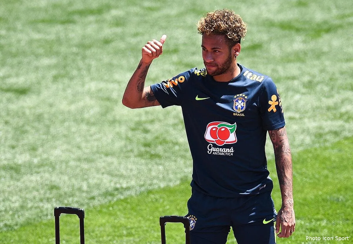 psg neymar se blesse a l entrainement le bresil tremble icon spu 120618 01 02222331