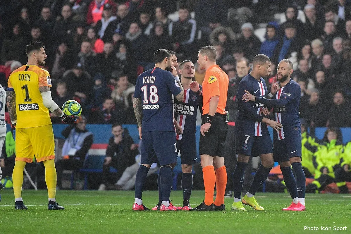 psg neymar suspendu plus d un 1 match paris pret a crier au scandale icon winter 23022020120787279223