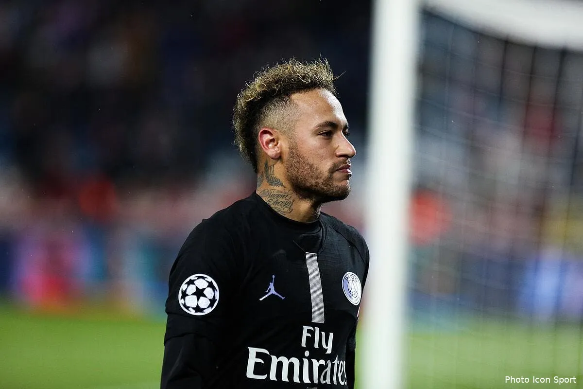 psg neymar suspendu trois matchs paris est fou de rage icon fid 111218 03 12251615