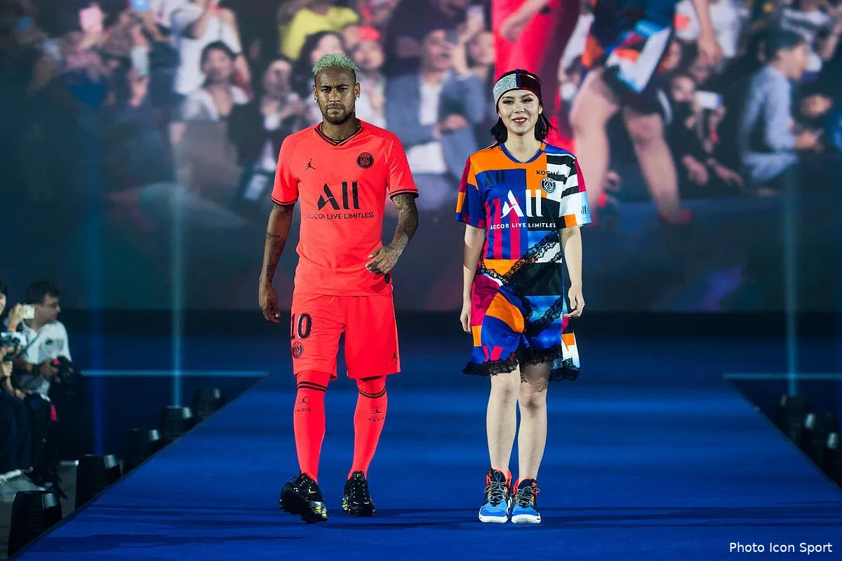 psg nike en alerte neymar tres proche du barca icon psg 250719 08 30262093