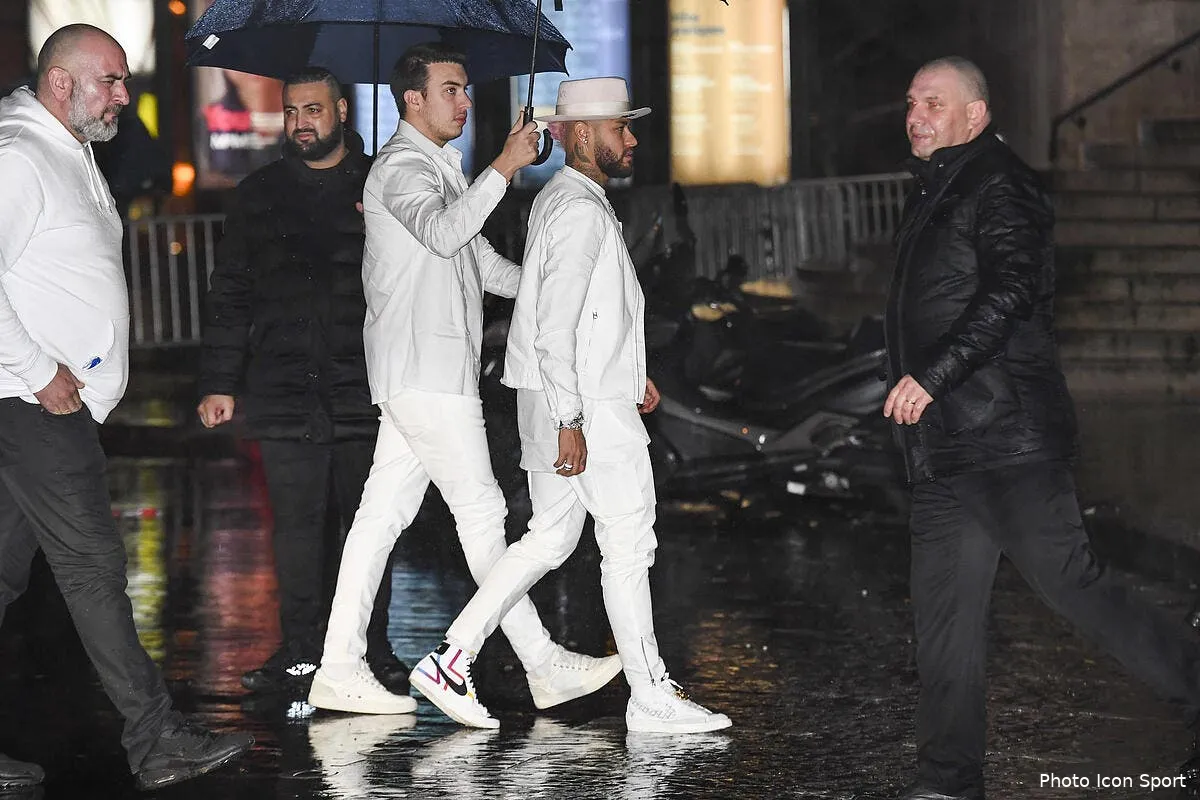 psg nuit blanche a volonte neymar a le feu vert icon alc 020220 45 01277377