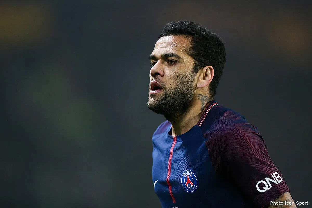 psg nul mais intouchable le cas dani alves agace dani alves 9207991