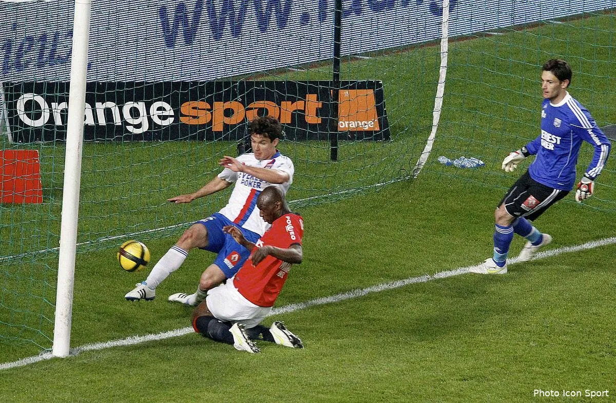 psg ol c est bon pour le football francais selon menez iconsport lai 170411 05 2325206