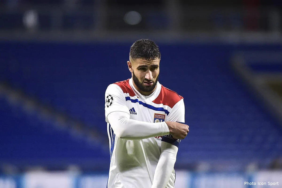 psg ol nabil fekir sort blesse gros coup dur pour lyon iconsport icon laf 021018 08 24232665