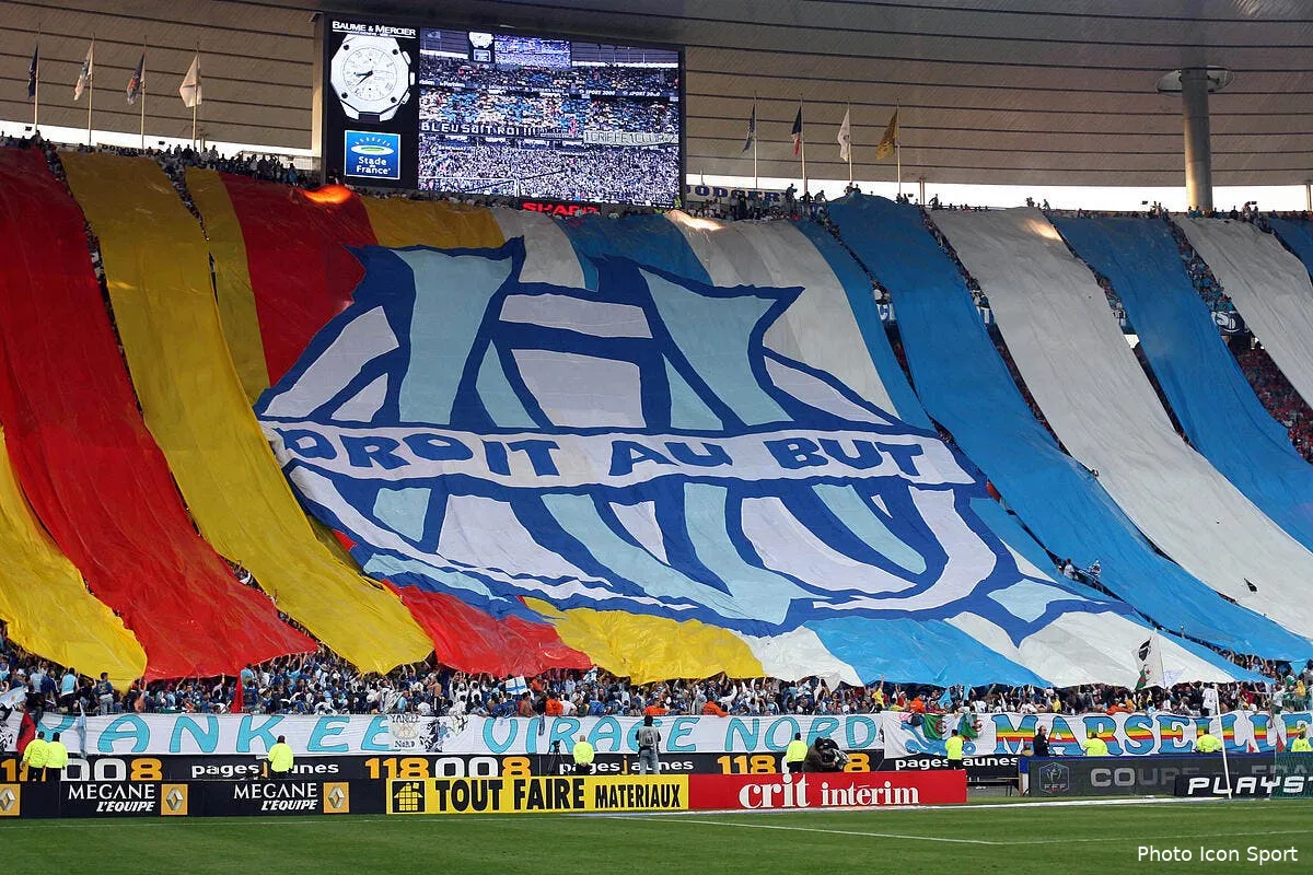 psg om attention paris 21 000 supporters de l om arrivent iconsport per120507 31 17141818