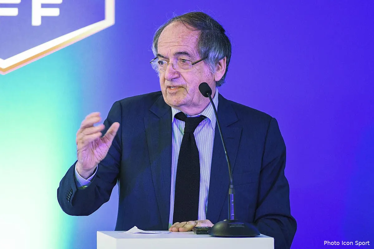 psg om le graet ne comprend rien maracineanu lui explique lentement icon alc 081218 44 11249321