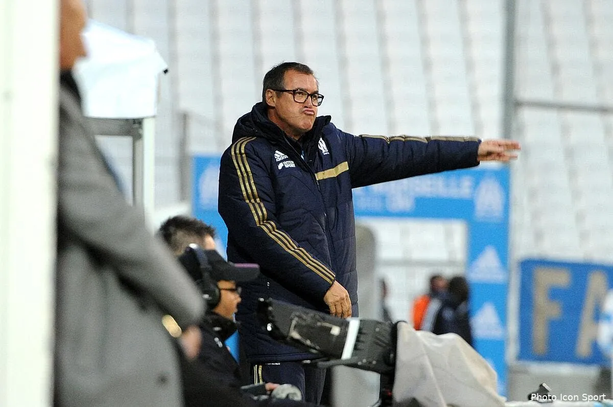 psg om ol le tierce dans l ordre d albert emon emon 1109689