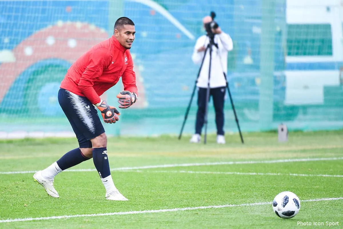 psg paris a fixe le prix d areola ca pique pour naples icon dib 120618 93 34222265