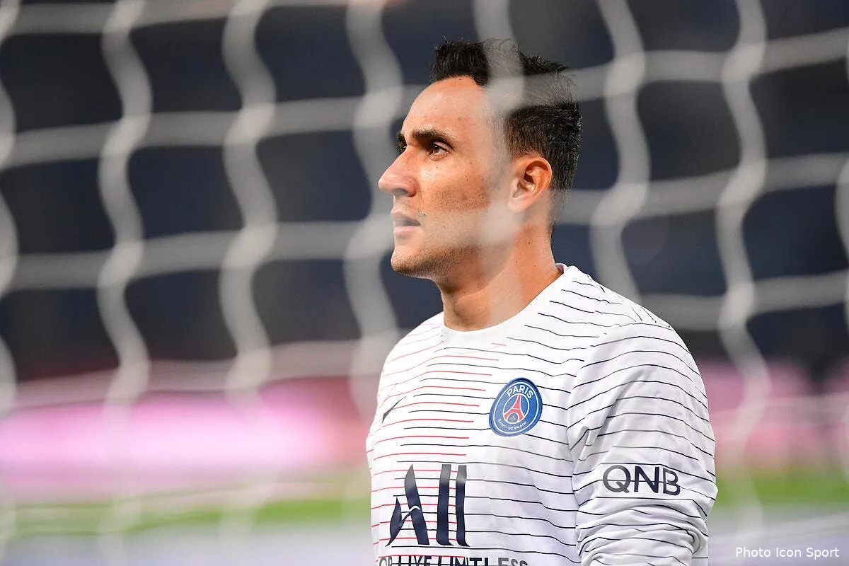 psg paris a trouve la perle rare avec keylor navas icon winter 04122019109988273517