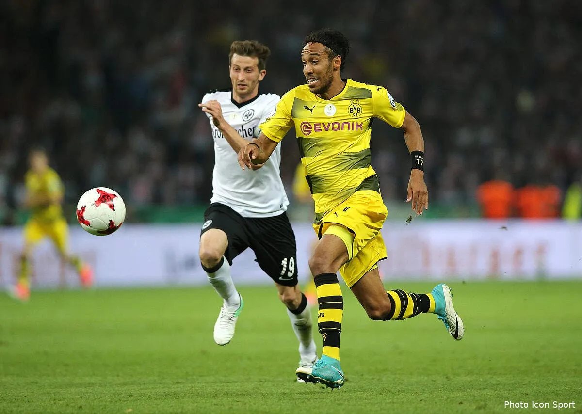 psg paris attend la reponse d aubameyang et negocie avec dortmund iconsport icon fir 270517 05 95181524
