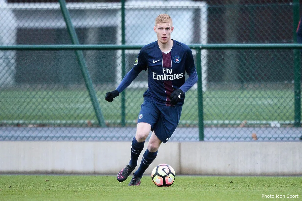 psg paris bloque le pret d un milieu a cause de mbappe robail185735