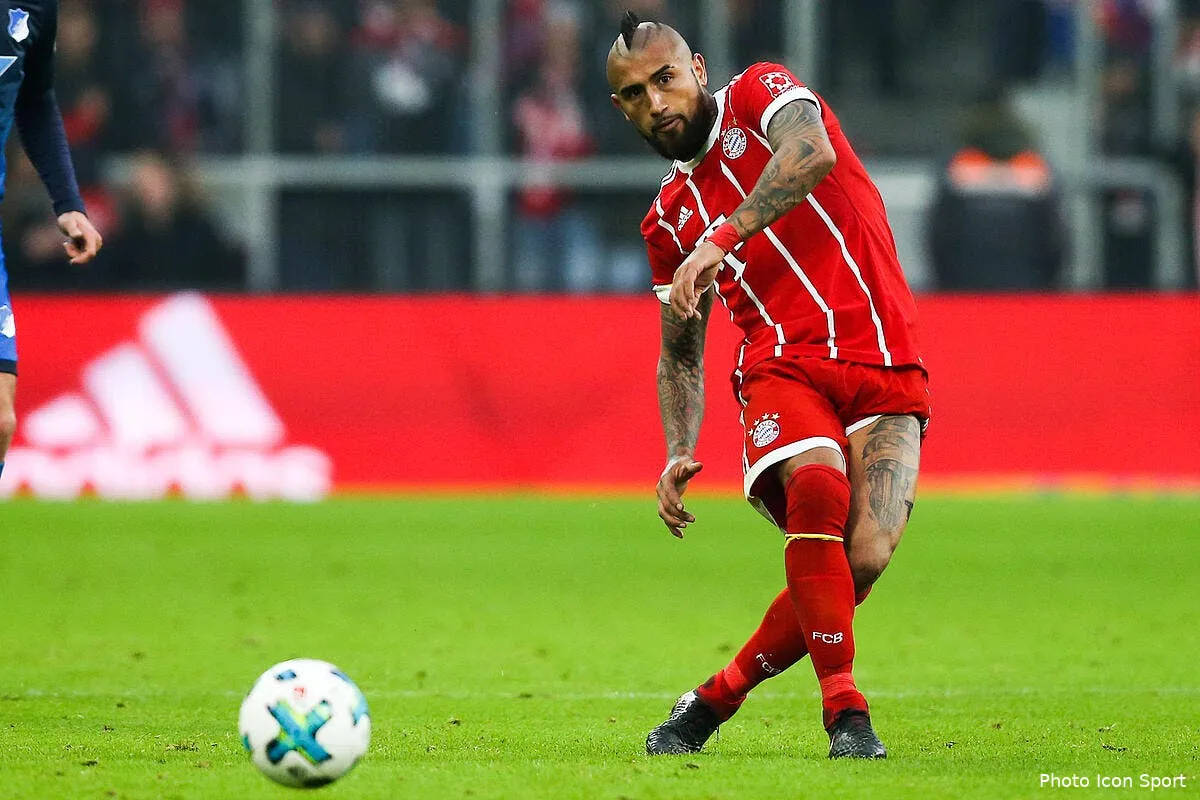 psg paris en negociations avec arturo vidal iconsport icon fir 280118 08 30209097