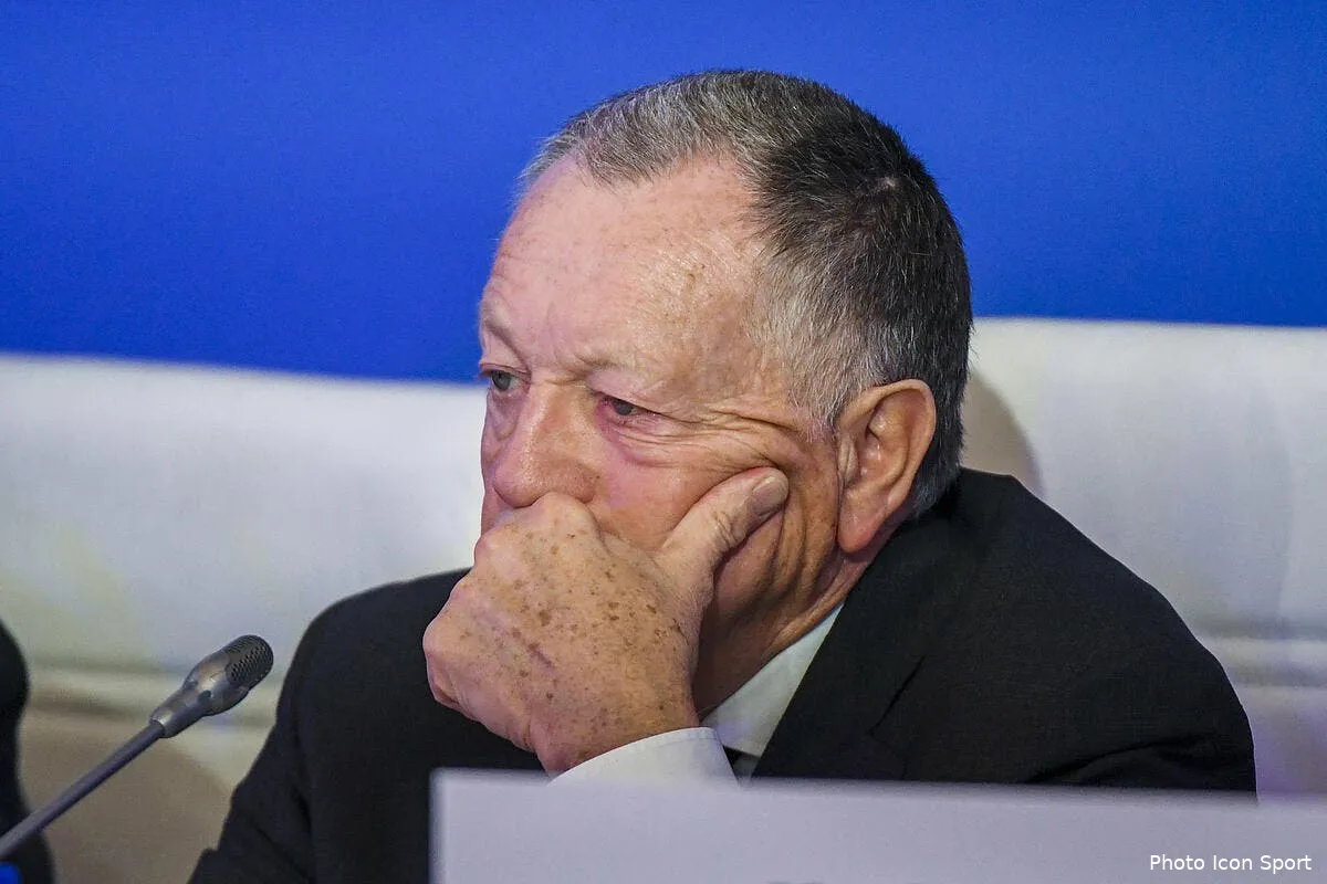 psg paris envoie aulas dans les cordes quillot efface son message icon alc 081218 44 51245643