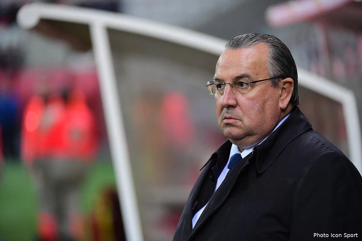 psg paris envoie valser son cadeau reims ne s en remet pas caillot 3254035