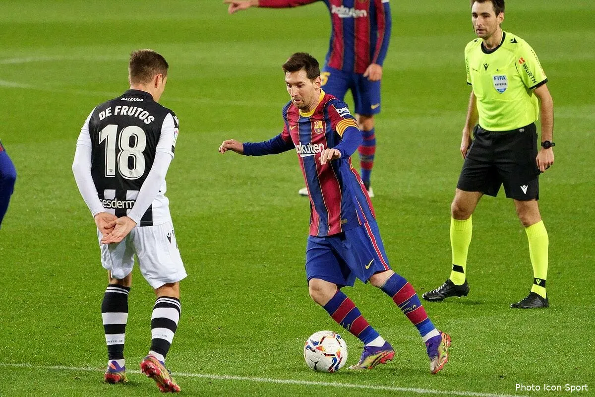 psg paris est prevenu le barca n a jamais ete aussi nul icon ap 12254334 301757