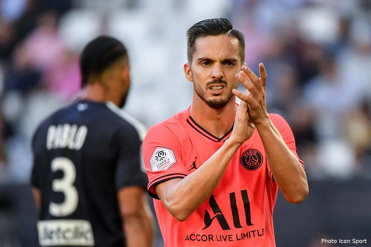 psg paris felicite pour ce coup genial a 20 me au mercato icon dib 280919 12 54266003