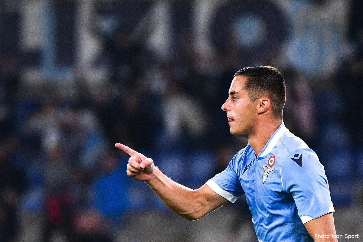 psg paris flashe sur ce defenseur de la lazio rome icon lp 10349350281707