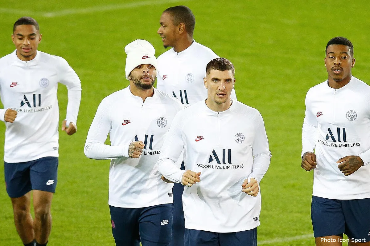 psg paris inactif au mercato ca fait flipper julien cazarre icon belgaimage 157231133276119