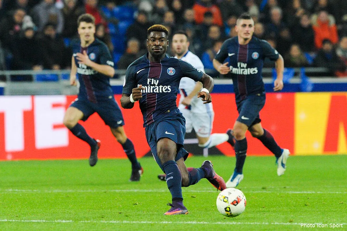 psg paris met le paquet pour qu aurier soit bientot francais iconsport jpt 271116 08 08162568