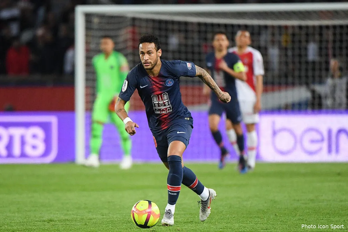 psg paris pigeonne par le bresil pour neymar rothen monte au front icon dib 210419 11 20251533