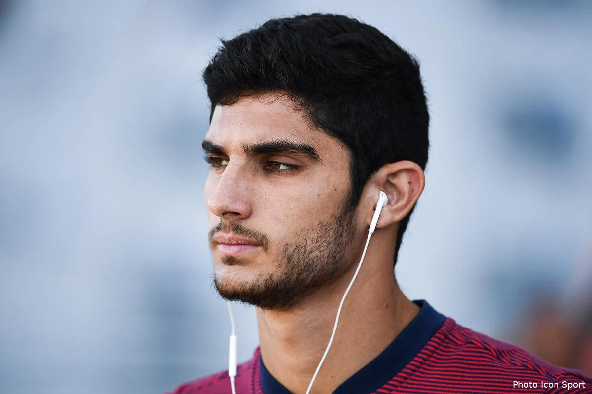 psg paris previent les clubs interesses par guedes iconsport icon dib 290717 100 142226147