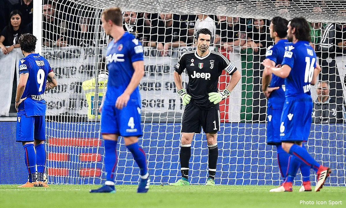 psg paris propose deux ans de contrat a buffon iconsport icon ans 050518 08 53219161