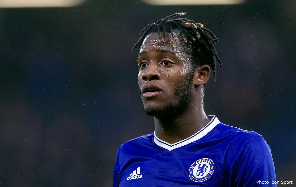 psg paris se bouge tres serieusement pour batshuayi iconsport 29687831167454