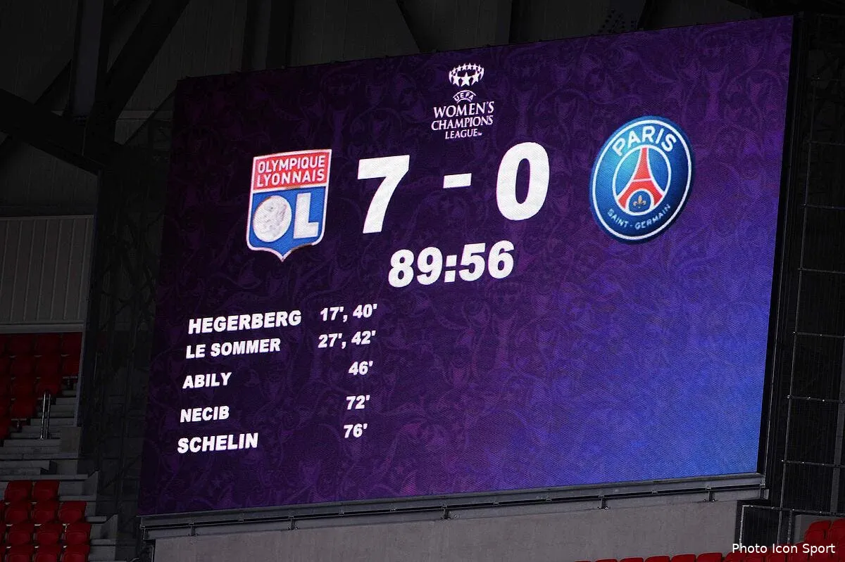 psg paris se debat pour eviter un flop historique contre l ol iconsport nlg 240416 17 36 1141648