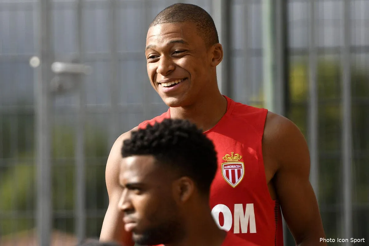 psg paris sort un nouvel atout pour seduire mbappe iconsport icon anp 100717 05 08185987