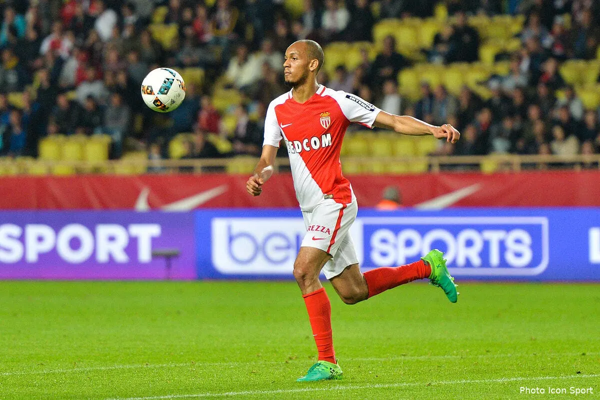 psg paris victime d un incroyable concurrent pour fabinho iconsport poy 150417 08 10184837