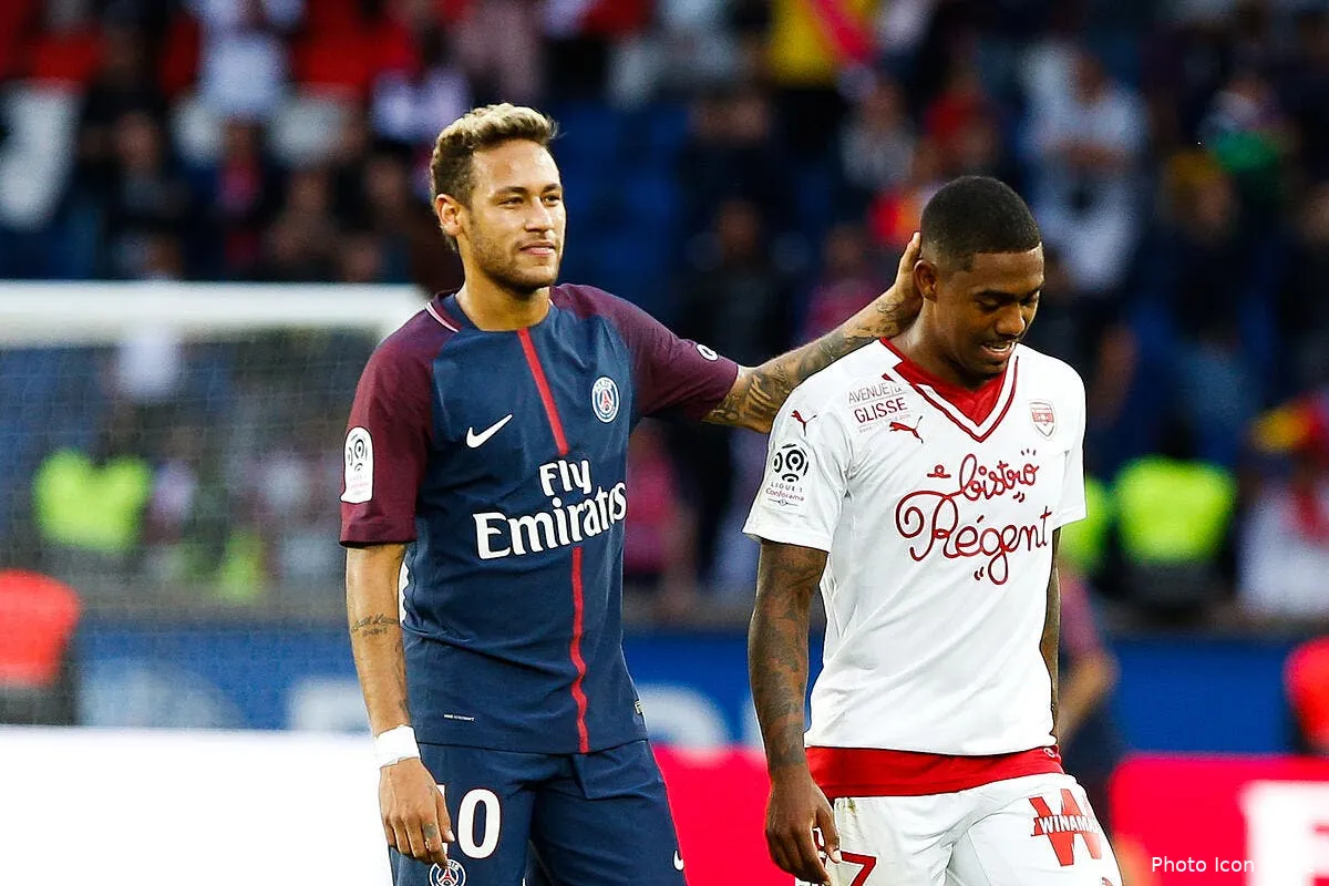 psg paris voulait ce flop du barca c est confirme icon fid 300917 08 04271033