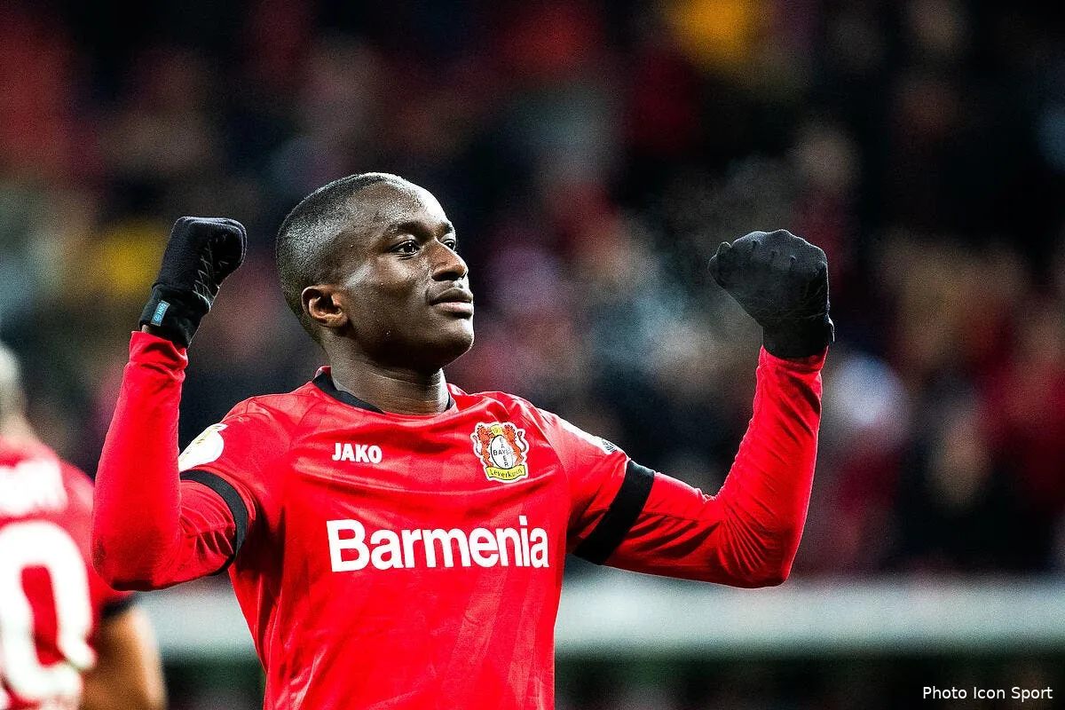 psg parti pour 15 me il compte revenir en superstar icon 200304 99 192433 dpai285265