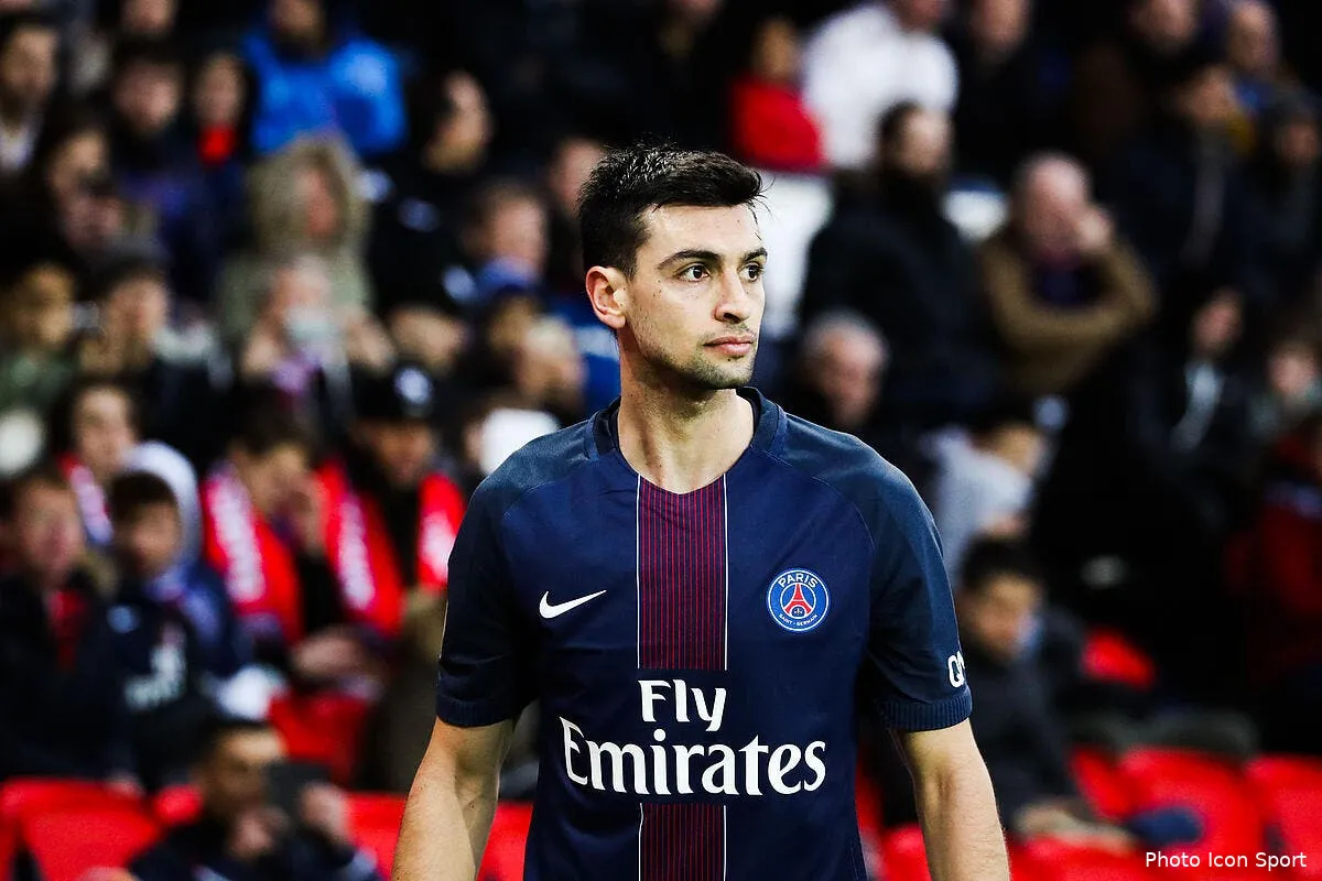 psg pastore et emery le cauchemar de barcelone suscite la polemique iconsport iconsport fid 040317 08 17174376