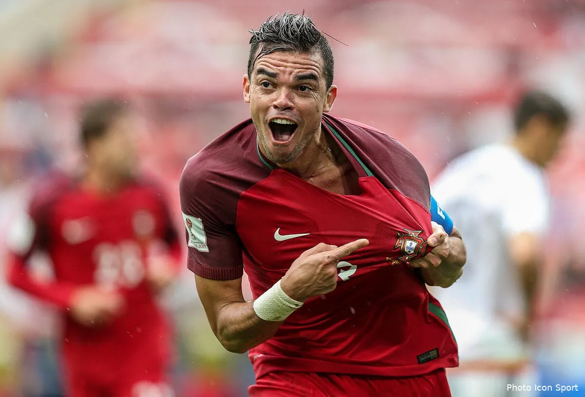 psg pepe n a pas signe au besiktas mais un avion l attend iconsport icon glo 020717 10 13185285