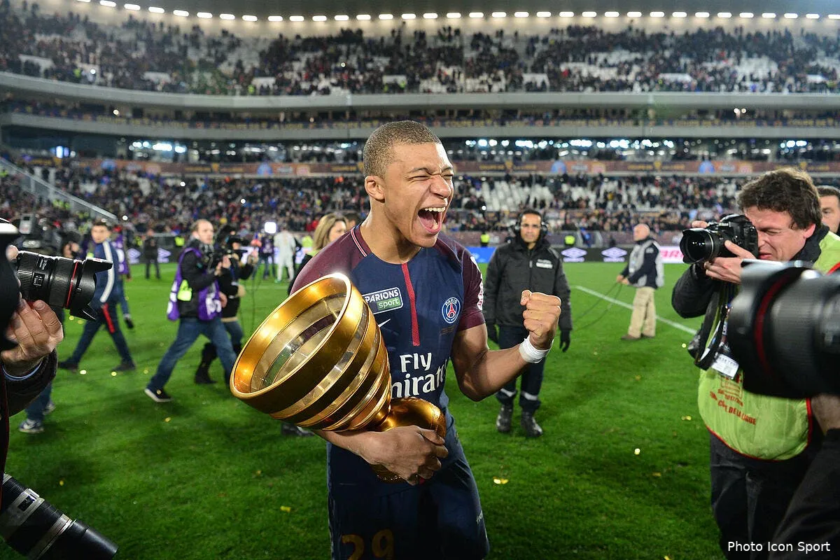 psg pierre menes a vu le retour de mbappe sur la planete superstar iconsport icon win 310318 01 45795214421