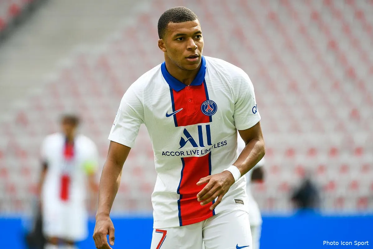 psg pierre menes est cash paris est mbappe dependant icon dsc4778294681