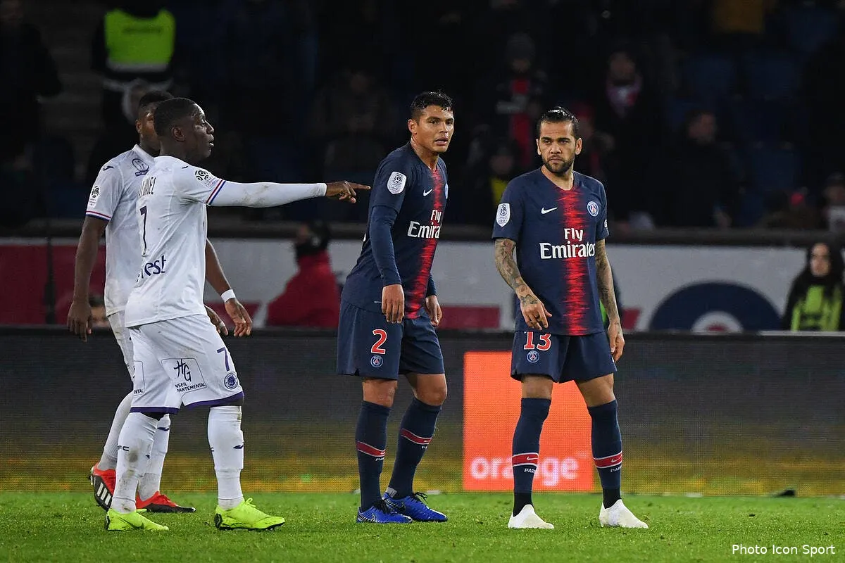 psg pierre menes nomme les trois joueurs a virer icon dib 241118 10 52249185