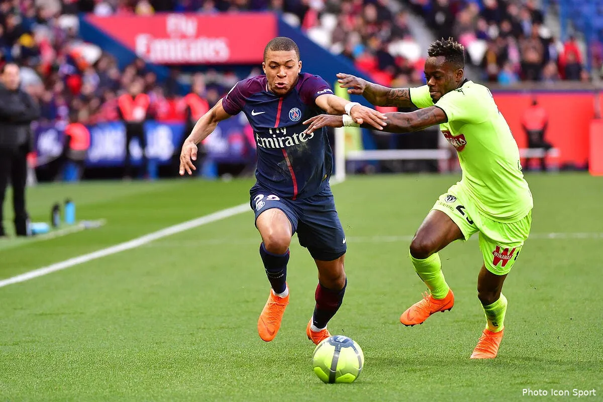 psg plus rapide qu a la tele mbappe a traumatise les angevins mbappe 37212935