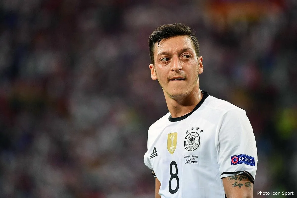 psg quand un club supplie ozil de signer a paris iconsport win 070716 23 110148962