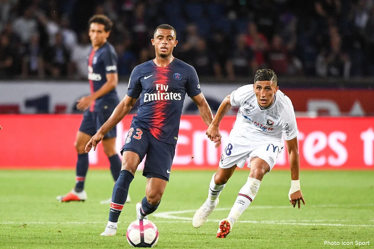 psg rabiot fait des emules tuchel regarde henrique de travers icon dib 120818 14 12242393