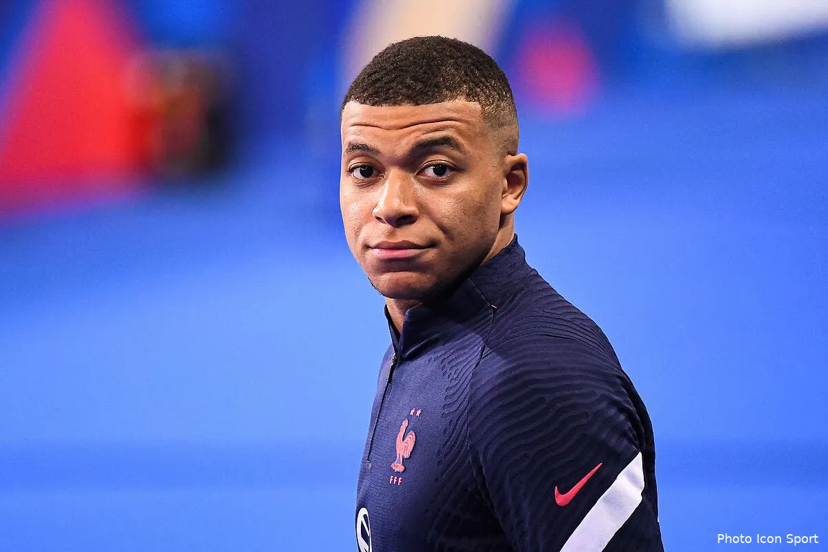 psg reprise en douceur deschamps ne grillera pas mbappe icon bap 161120 93 054 299481