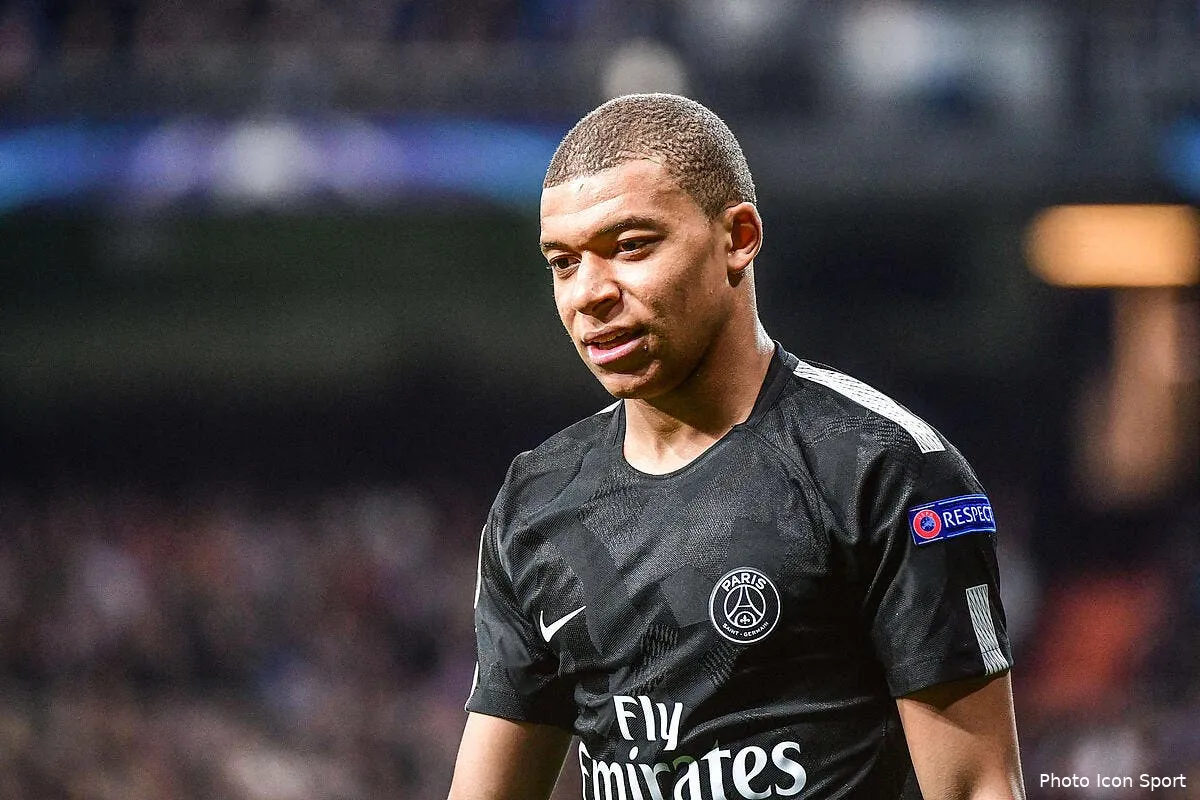 psg riolo applaudit emery et enfonce mbappe iconsport icon win 140218 01 40369210057