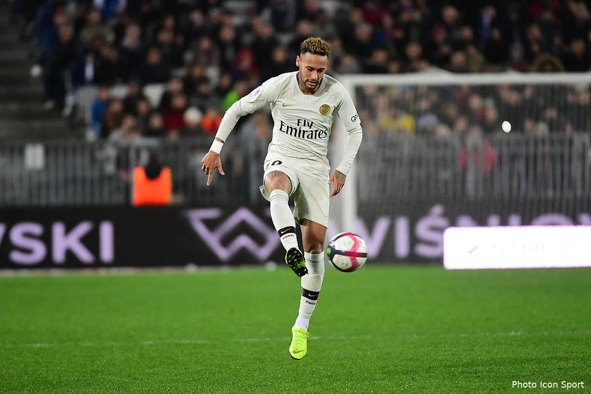 psg riolo voit rouge neymar est en danger icon win 021218 01 72406255169