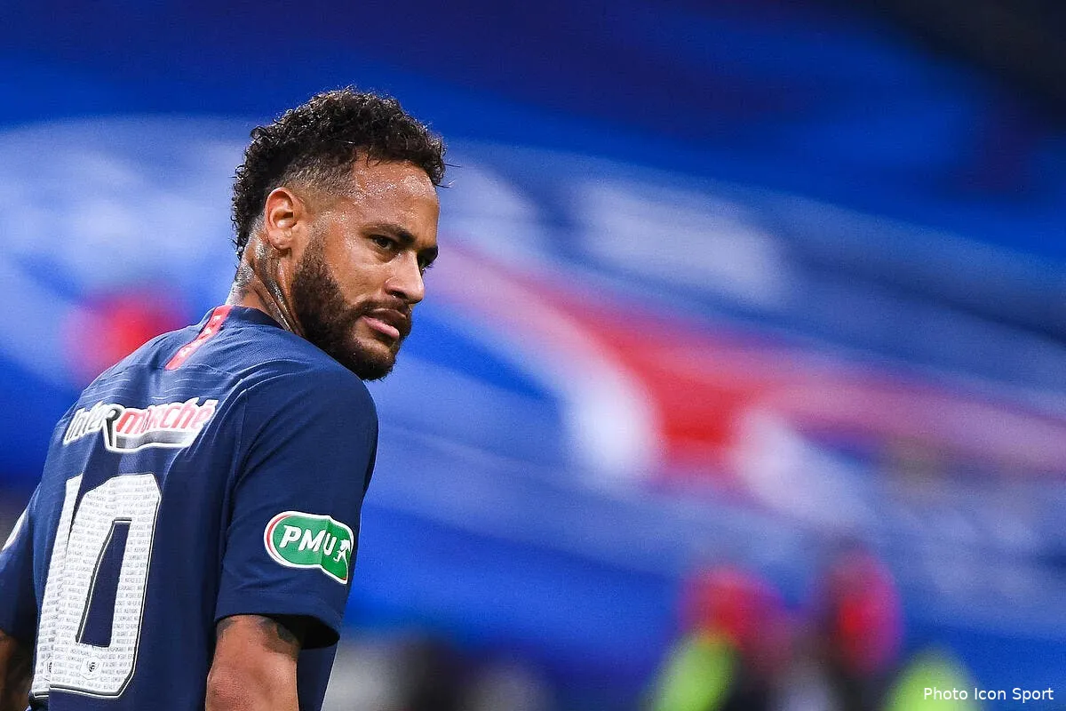 psg son double jeu continue neymar relance le barca neymar 118290075