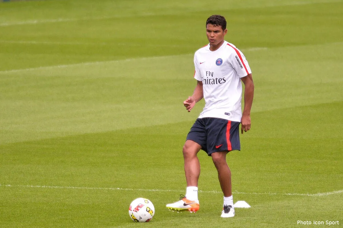 psg thiago silva blesse a la hanche iconsport dib 050716 10 22150144