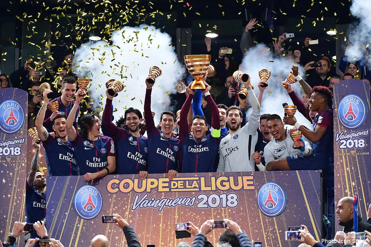 psg thiago silva dedie ce titre a unai emery iconsport icon win 310318 01 45799214435