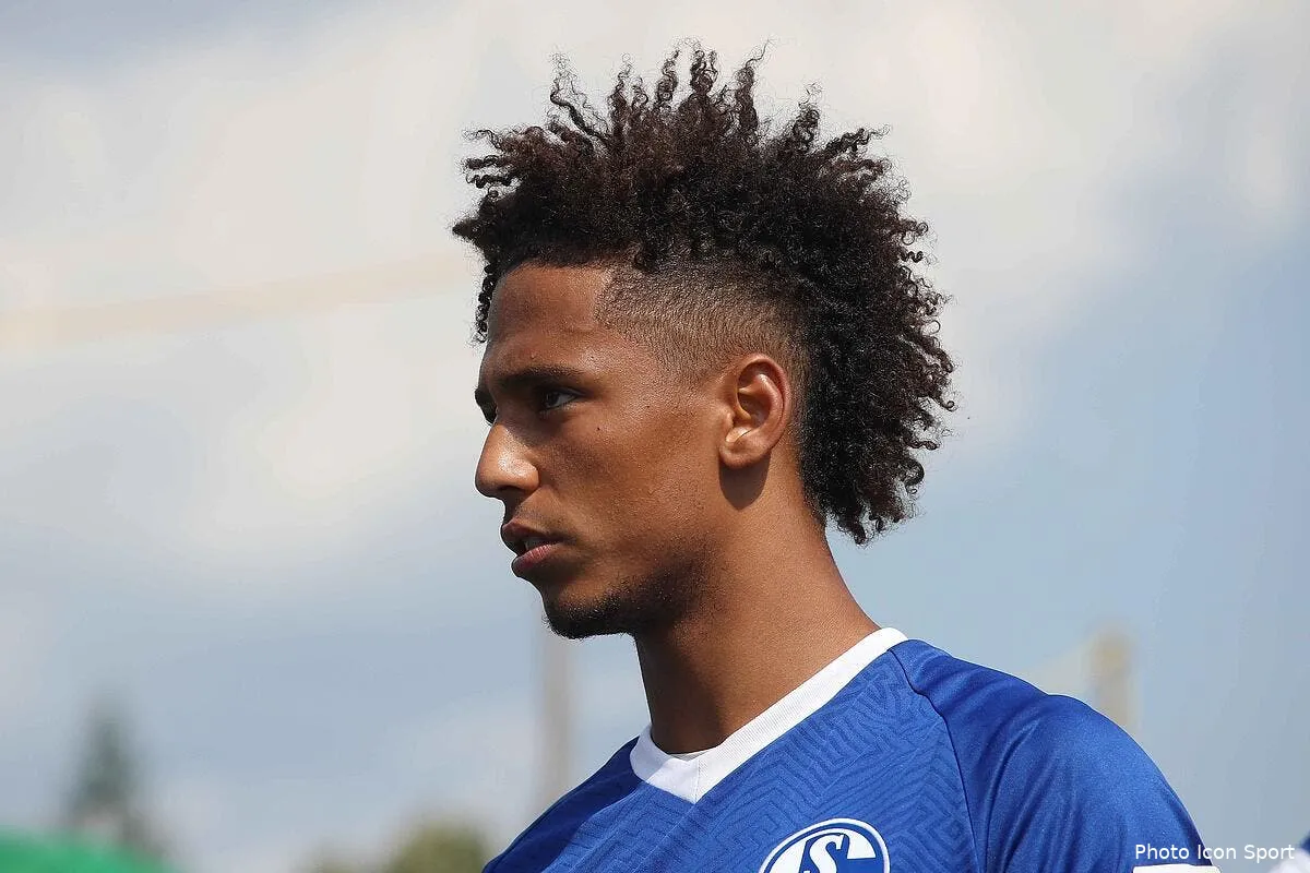 psg thilo kehrer a bien signe a paris iconsport icon fir 290718 102 17227759