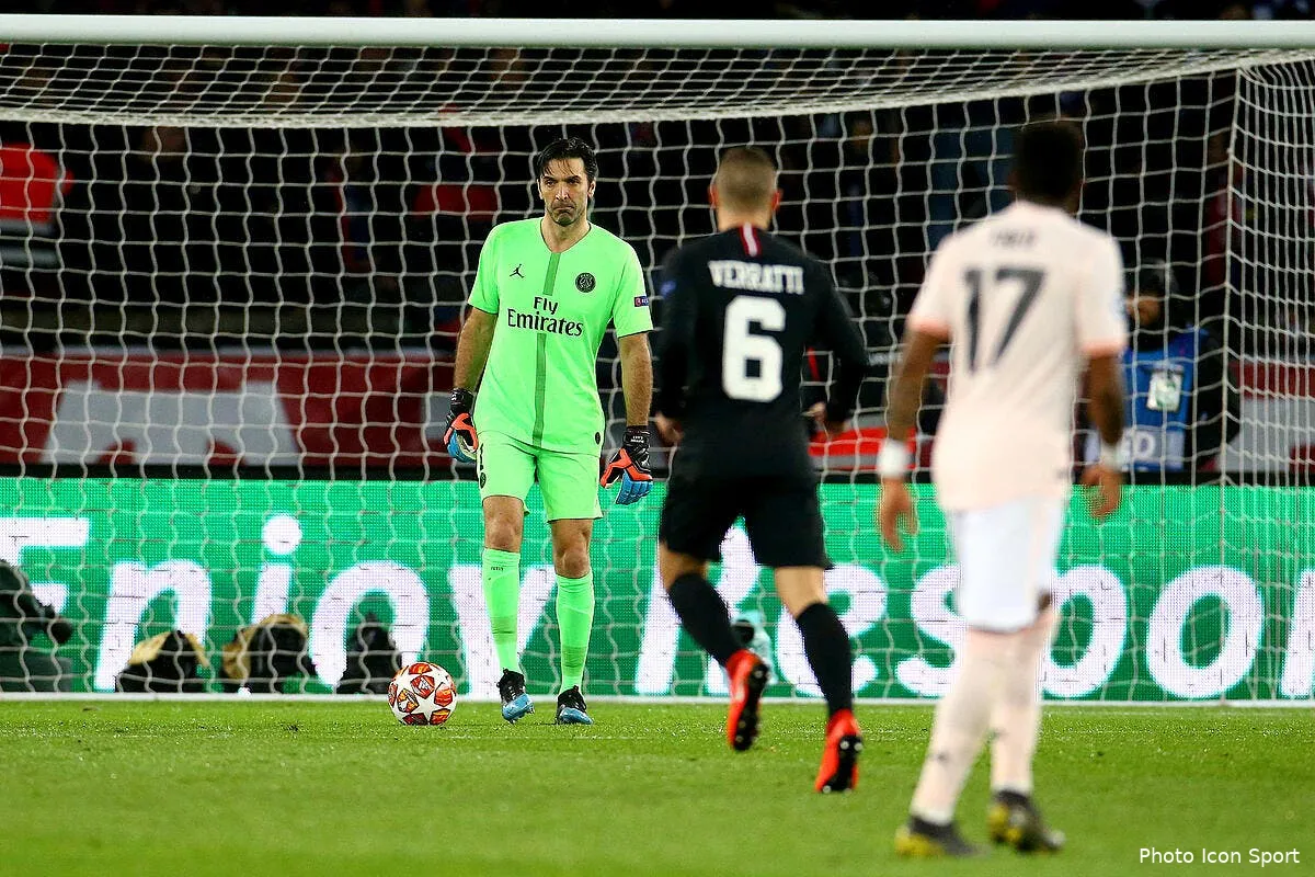 psg thomas tuchel accuse d avoir commis une erreur xxl a paris icon 190306p19729247175