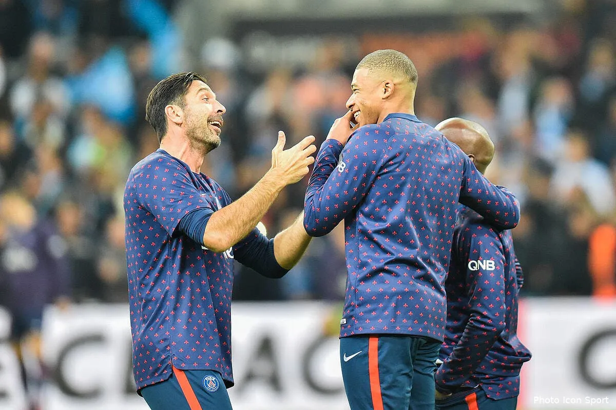psg totalement fan de mbappe buffon veut lui donner le ballon d or icon dim 281018 02 23235213