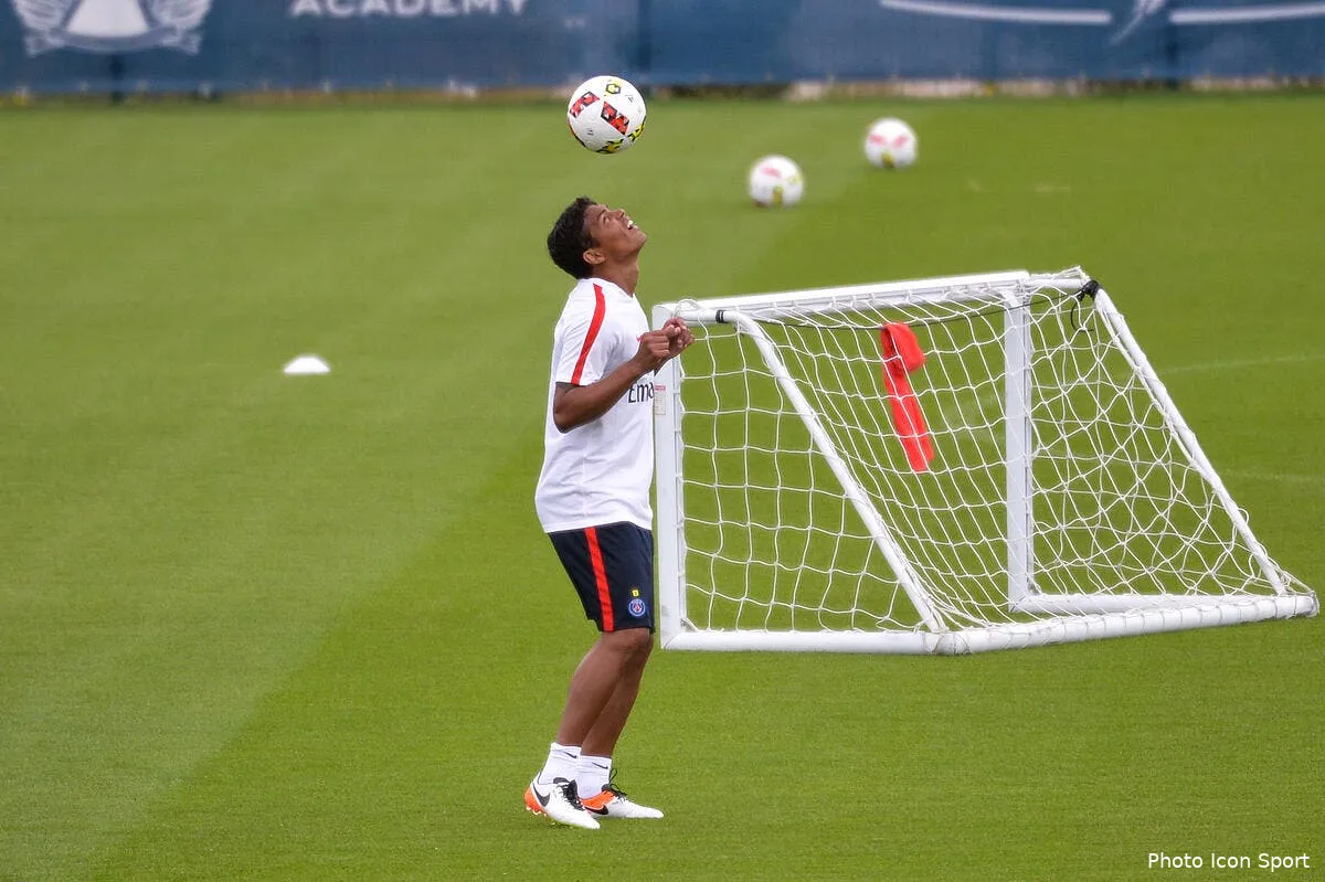 psg trois absents de marque a bastia iconsport dib 050716 100 10151416